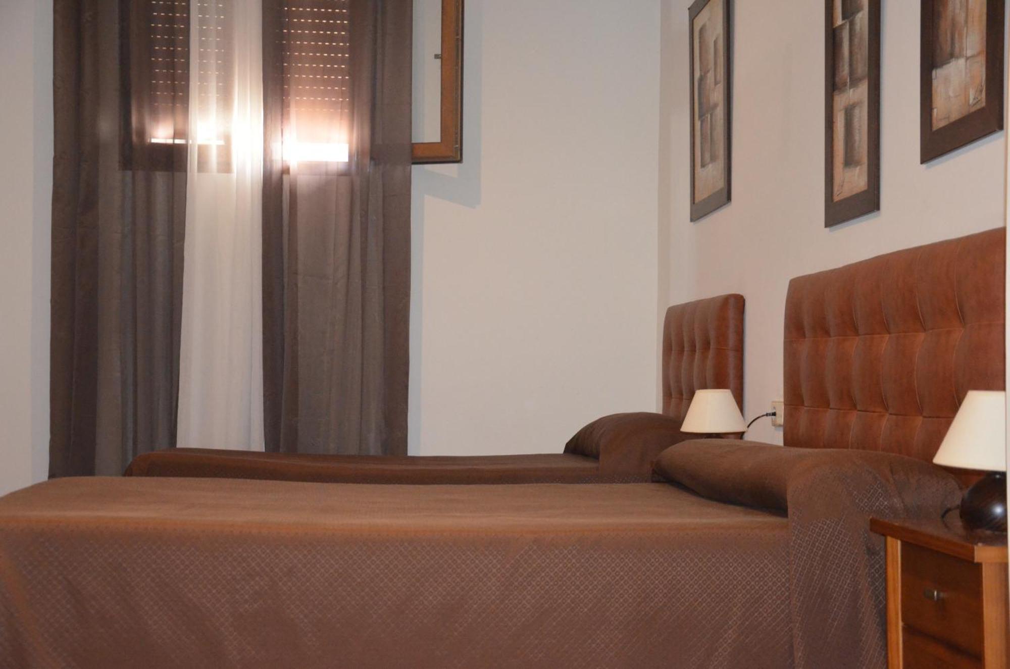 Hostal Mont Royal Alicante Kültér fotó