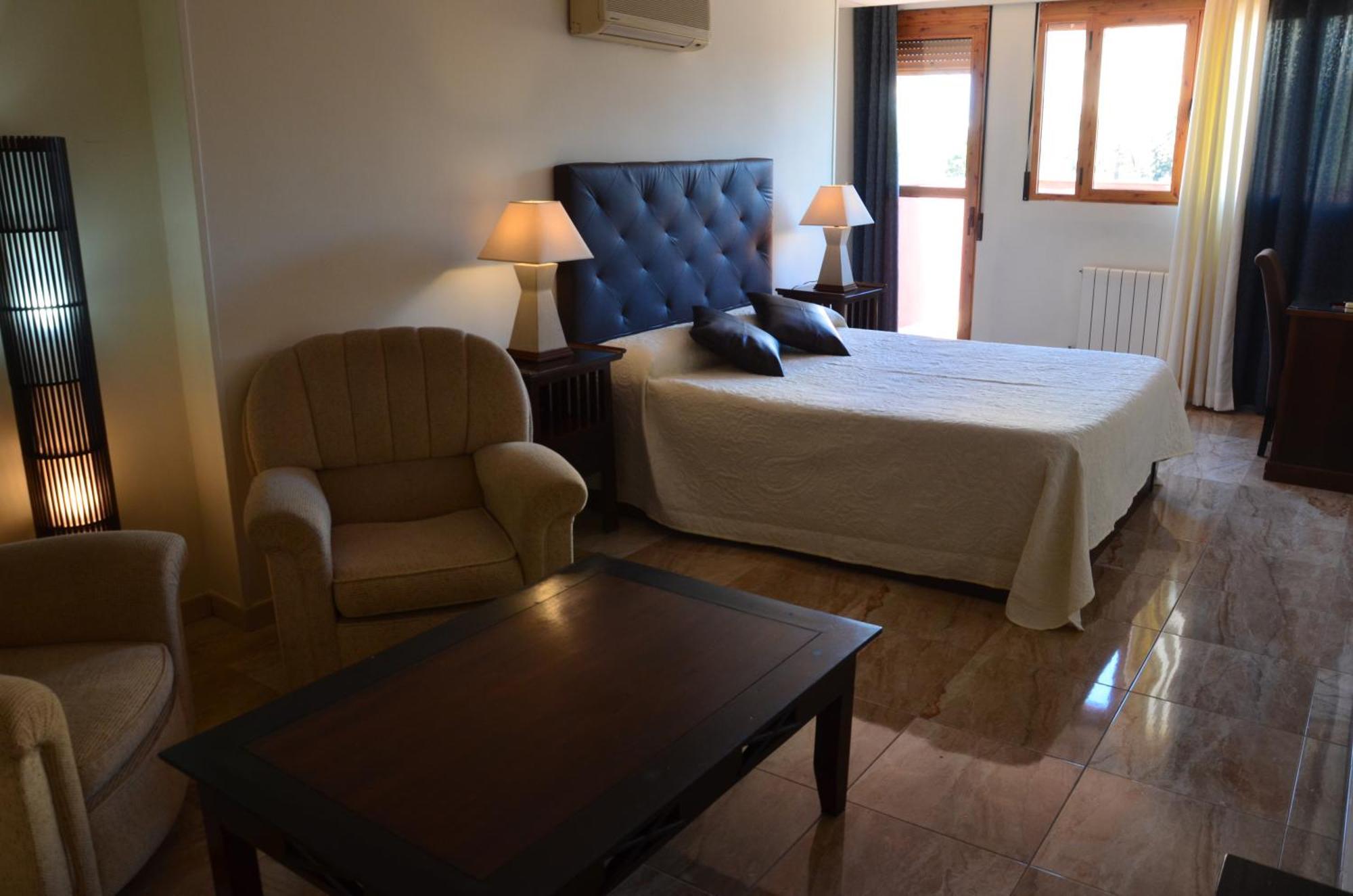 Hostal Mont Royal Alicante Kültér fotó