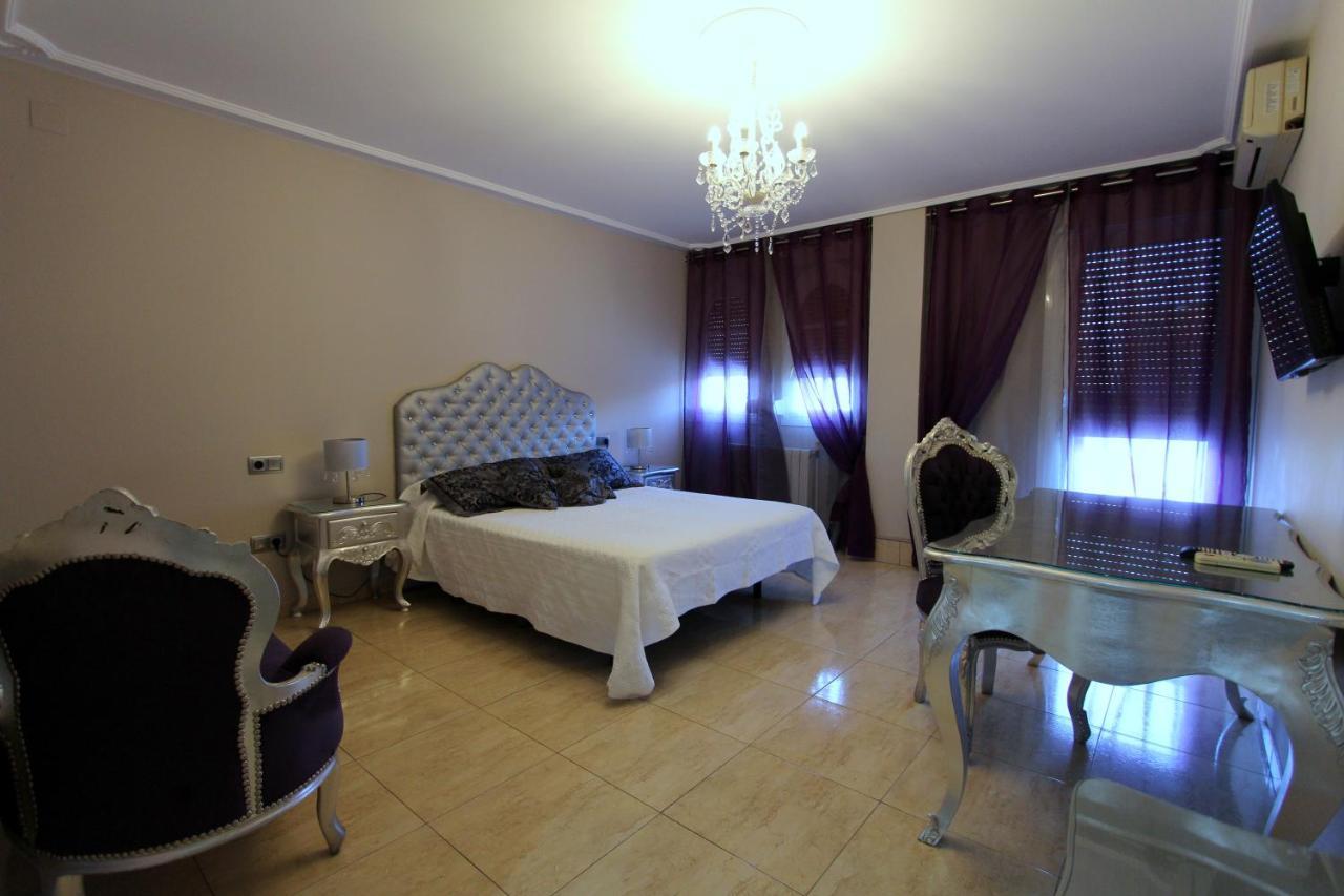 Hostal Mont Royal Alicante Kültér fotó